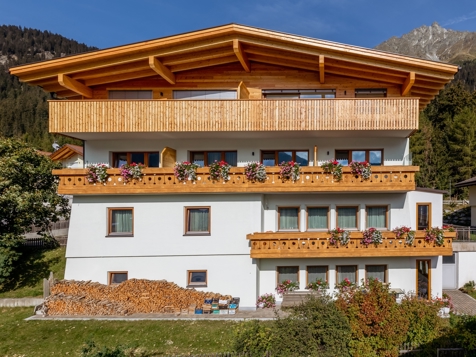 Appartements Haus Heidi - Reschen - Vinschgau Appartements Haus Heidi - Reschen - Vinschgau