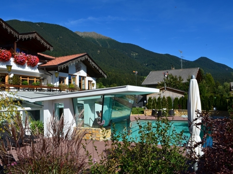 Blütenwochen in den Bergen Blütenwochen in den Bergen