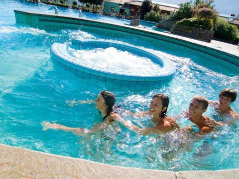 Schwimmbad Tramin