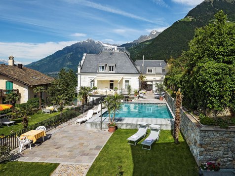102 Appartement Poolpanorama image 4