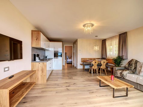 105 apartment panoramic view valley image 1