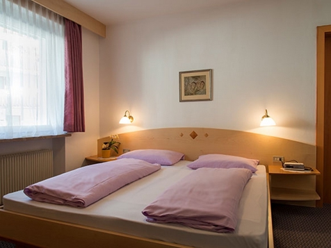 2 Zimmer App. "Stullerblick" image 1