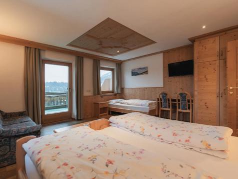 3-bedroom image 2