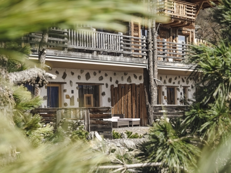 3 rustic-yet-stylish lodges for 2 people image 1