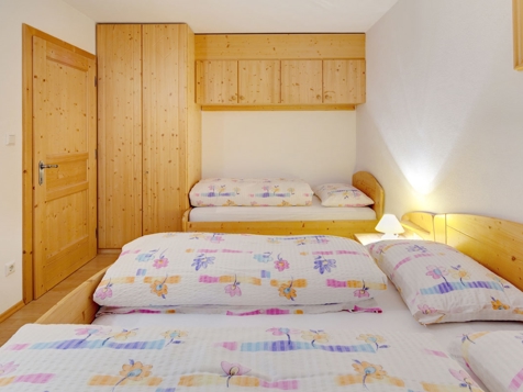 42m² Apartment 1 image 2