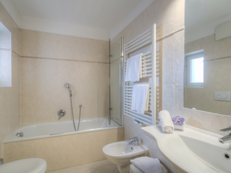 ALPE apartment with balcony (2-4 persons) image 11