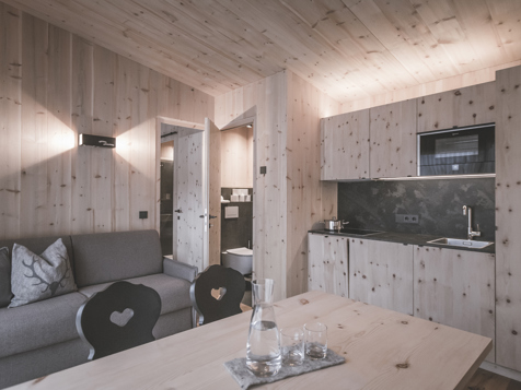Alpine Homes Chalet in legno in stile alpino 2 cam image 1