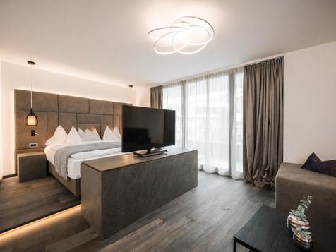 ALPINE SUITE image 5