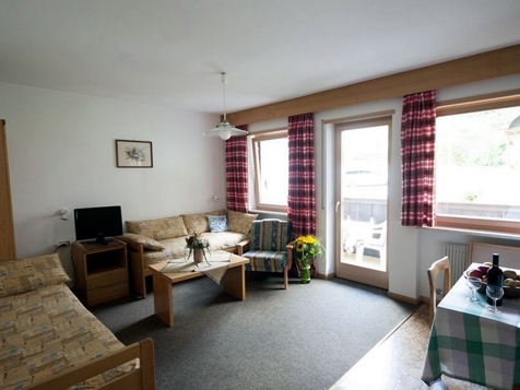 Apartment A image 1