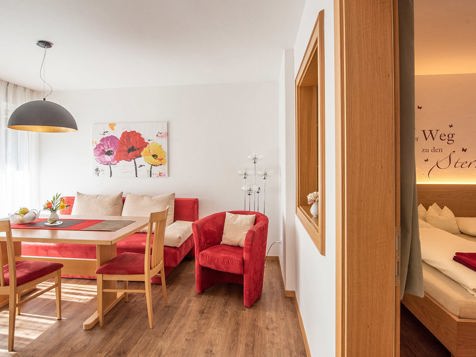 Apartment Anemone image 1