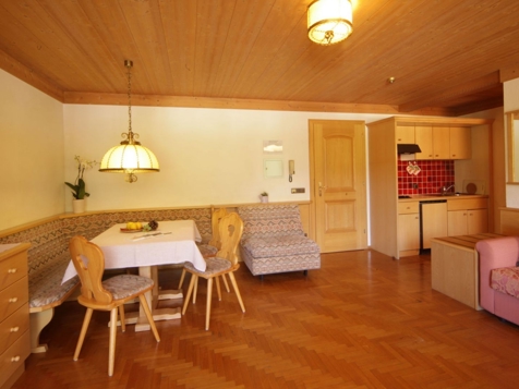 Apartment B image 1