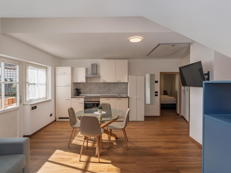 Apartment Family image 6