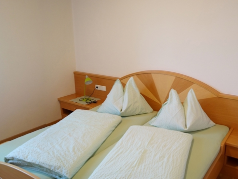 Apartment Green Apple image 2