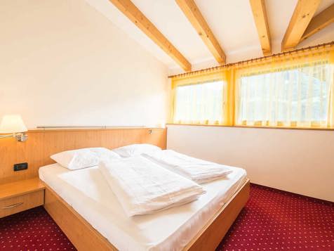 Apartment Leonburg, Tirol & Trauttmansdorff image 3