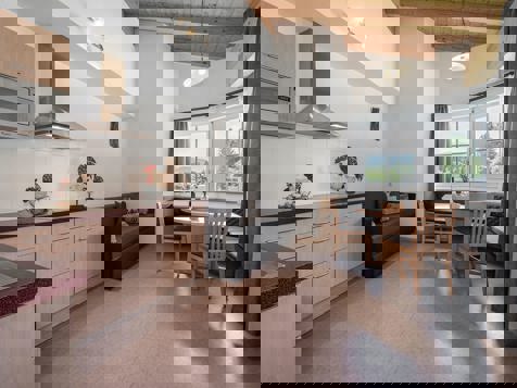 APARTMENT PLAN DE CORONES image 1