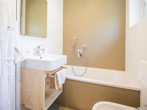 Apartment Three Peaks image 8