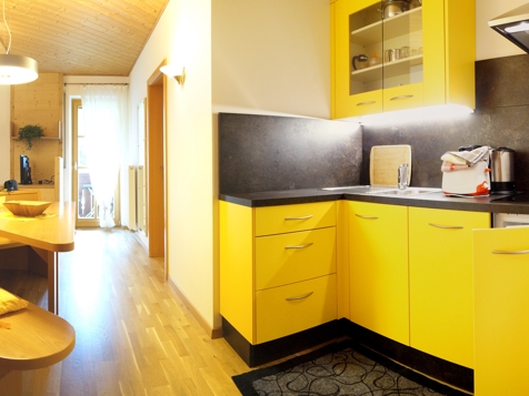 Apartment Yellow Sun image 1
