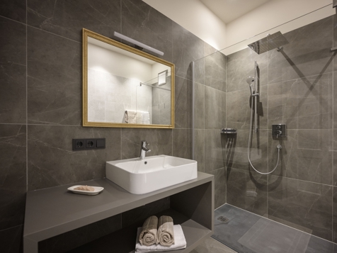 Apartsuite Therese image 4