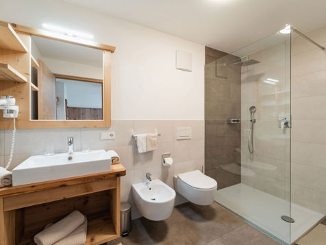 App. Living 01 image 28