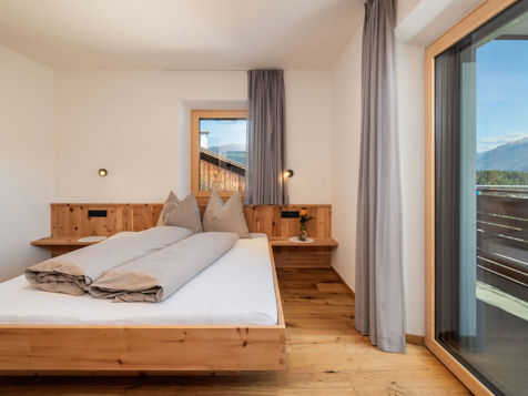 App. Living 01 image 8