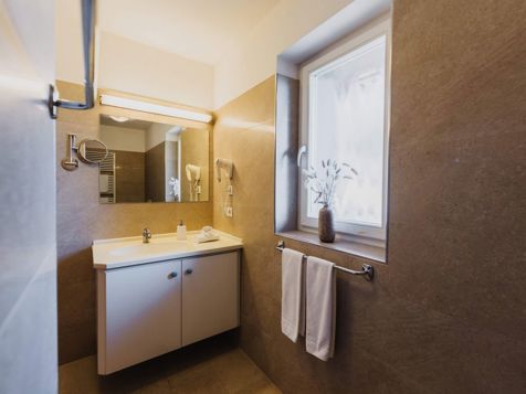 Appartamento bilocale con balcone image 8