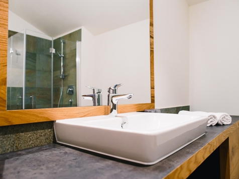Appartamento con balcone vista dolomiti image 3