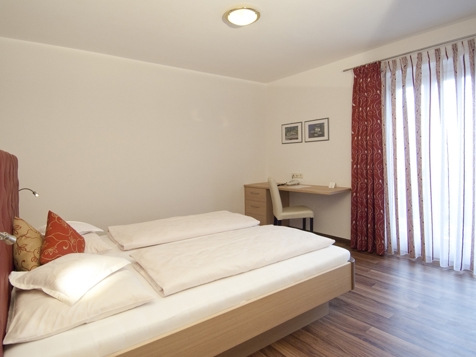 Appartamento Lagundo image 3