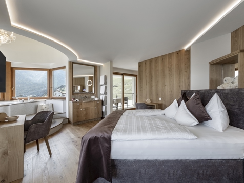 Dolomites Royal Suite -3