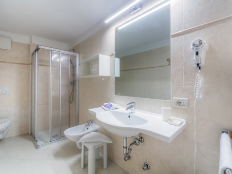 BULLA apartment with no balcony (2-6 persons) image 5