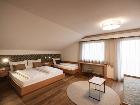 CAMERA FAMILIARE image 10