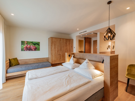 Camera Gewürztraminer image 1