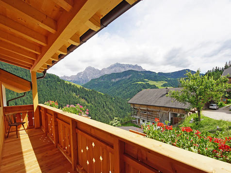 CAMERE in larice e cirmolo IN AGRITURISMO A LA VAL image 12