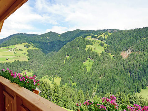 CAMERE in larice e cirmolo IN AGRITURISMO A LA VAL image 3