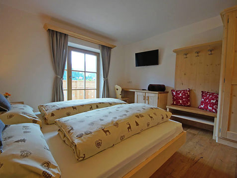 CAMERE in larice e cirmolo IN AGRITURISMO A LA VAL image 7