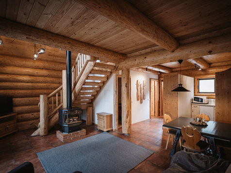 Canadian Homes - Chalet image 1