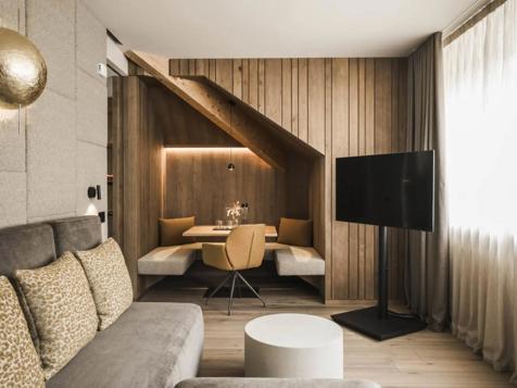 Castello Star Suite image 7