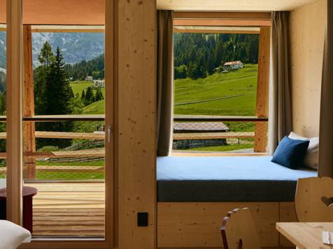 Chalet image 3