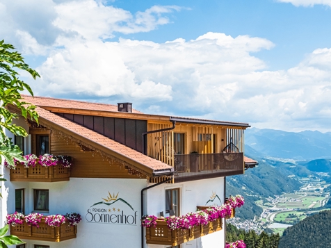 Chaletsuite mit Naturholz image 25