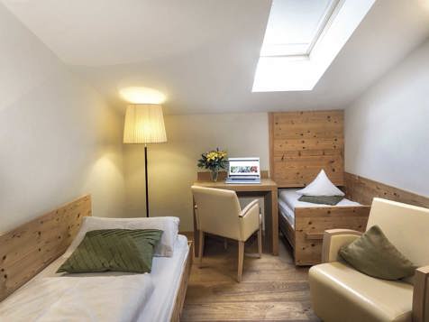 Chestnut Suite image 7