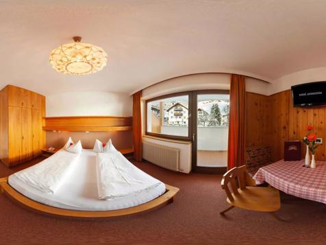 Classic Zimmer mit Balkon image 4