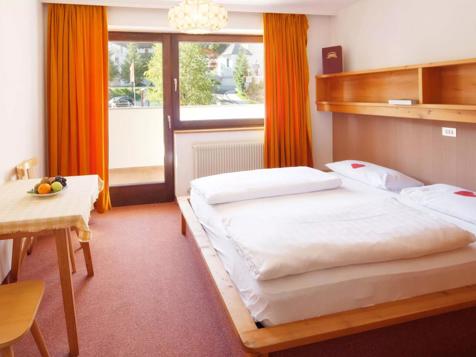 Classic Zimmer mit Balkon image 5