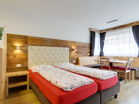 Crespula Apartment image 3
