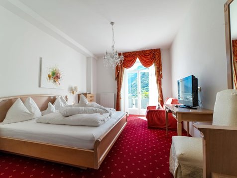 De Luxe double room image 2
