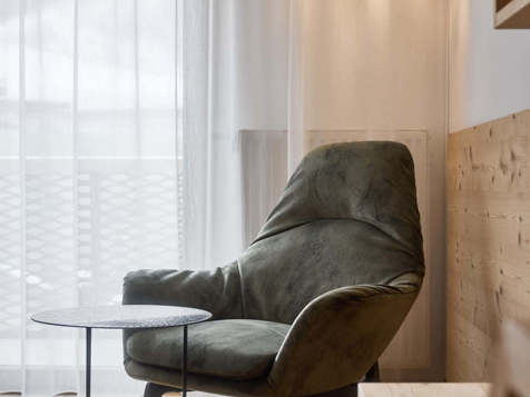 Deluxe double room image 10