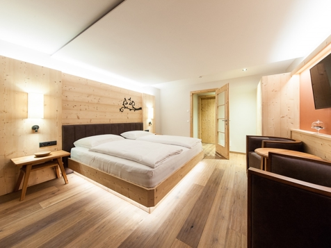 Deluxe Suite Alcedo image 6