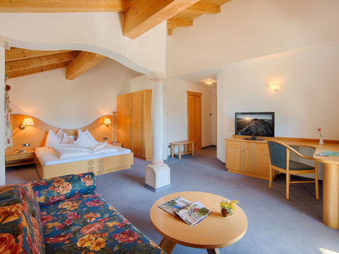 "Dolomiten-Zimmer" image 1