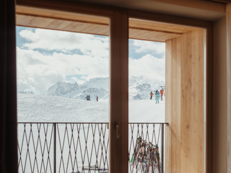 Dolomites Balkon Zimmer image 7