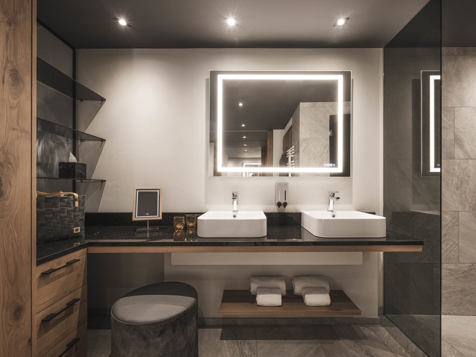 Dolomites Lodge image 3