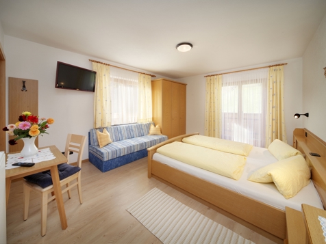 Doppelbettzimmer image 4