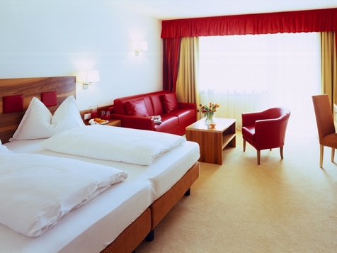 Doppelbettzimmer Deluxe (ca. 35 m²) image 2